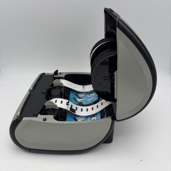 Dymo LabelWriter 450 Twin Turbo Direct Thermal Dual Roll Label Printer - Picture 6 of 7